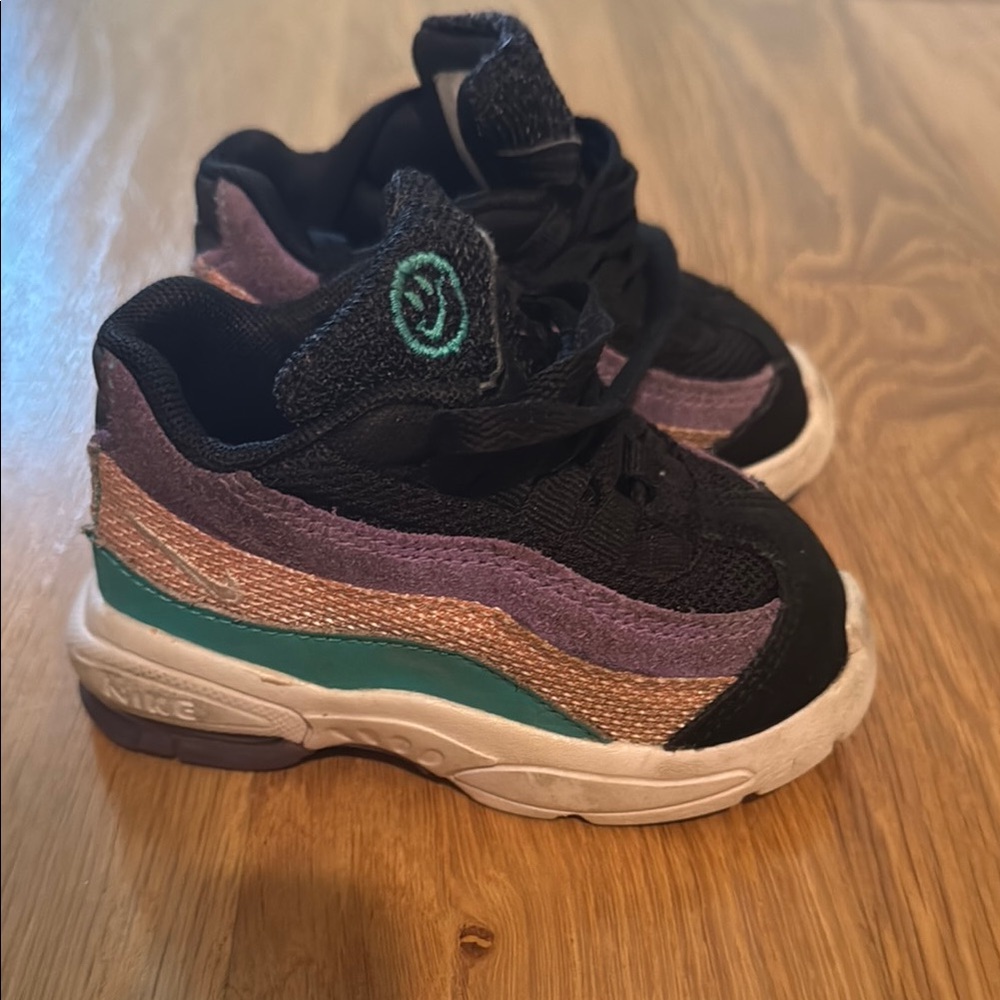Nike Kids Black and Purple Sneakers